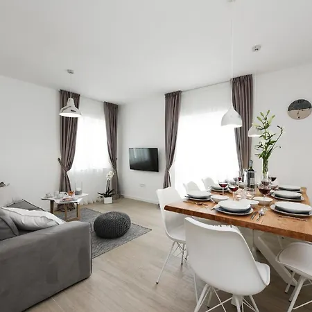 A&m Apartman *